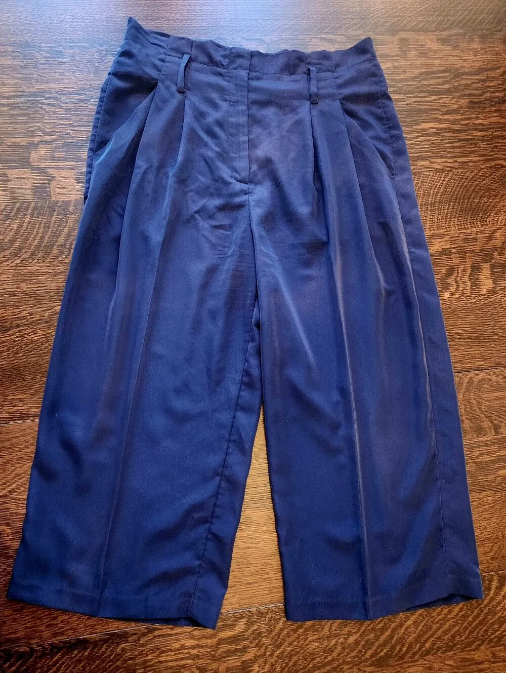 Michael Kors Ladies Navy Pleated Cropped Dress Capris Pants Sz Large EUC $27